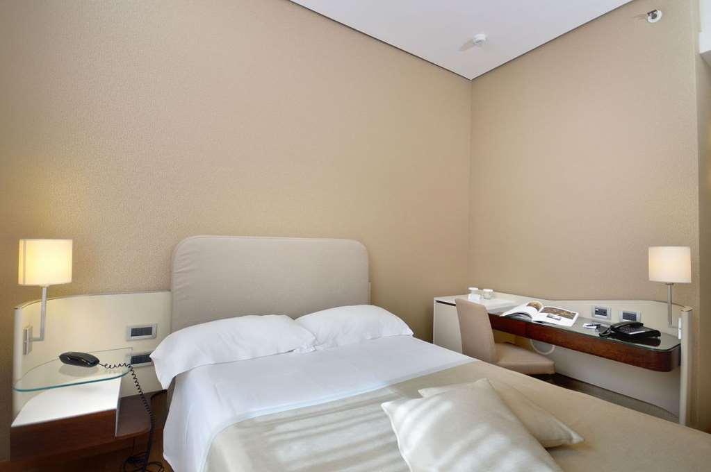 Hotel Palazzo Esedra Napoli Camera foto