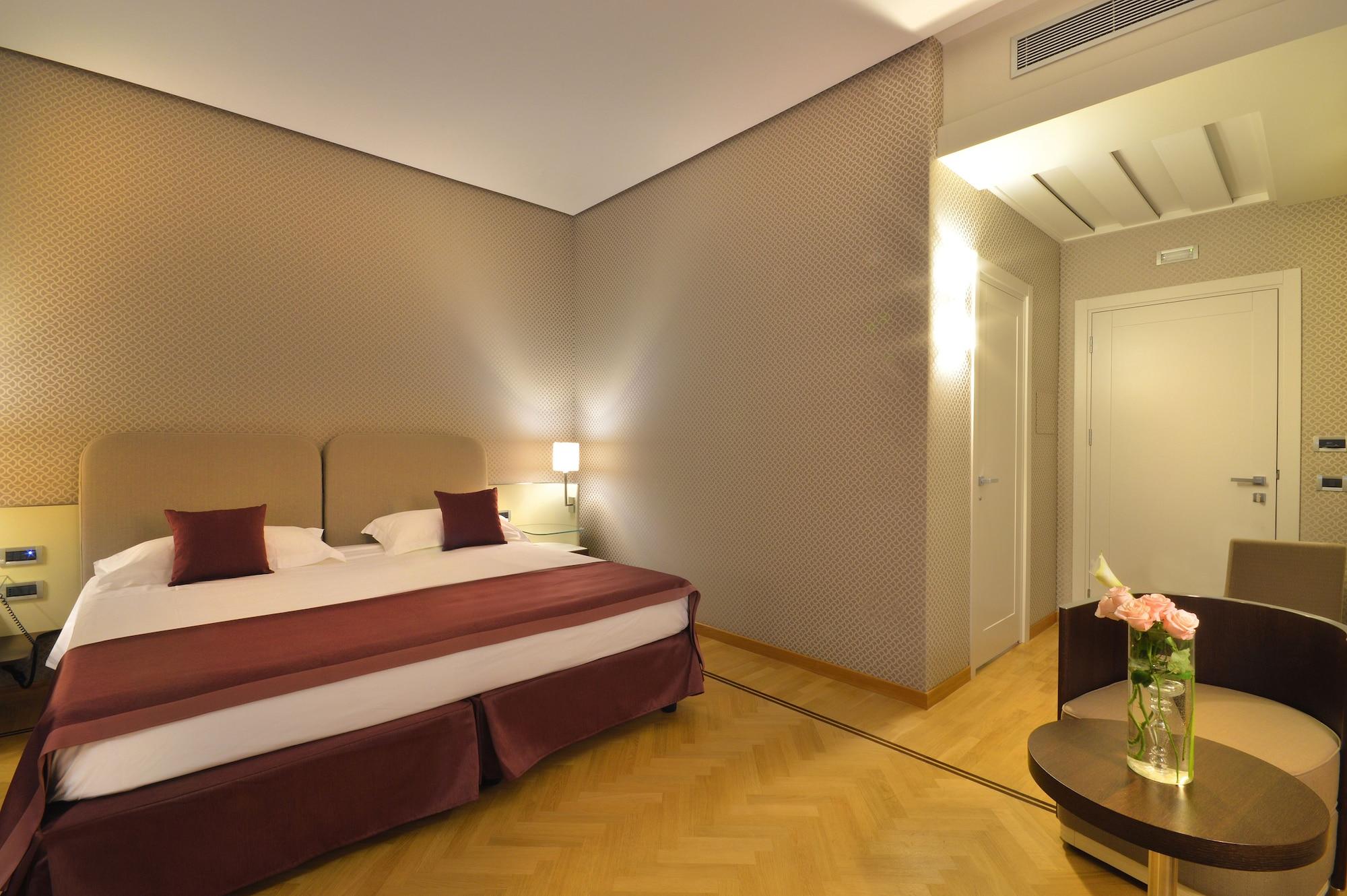 Hotel Palazzo Esedra Napoli Esterno foto